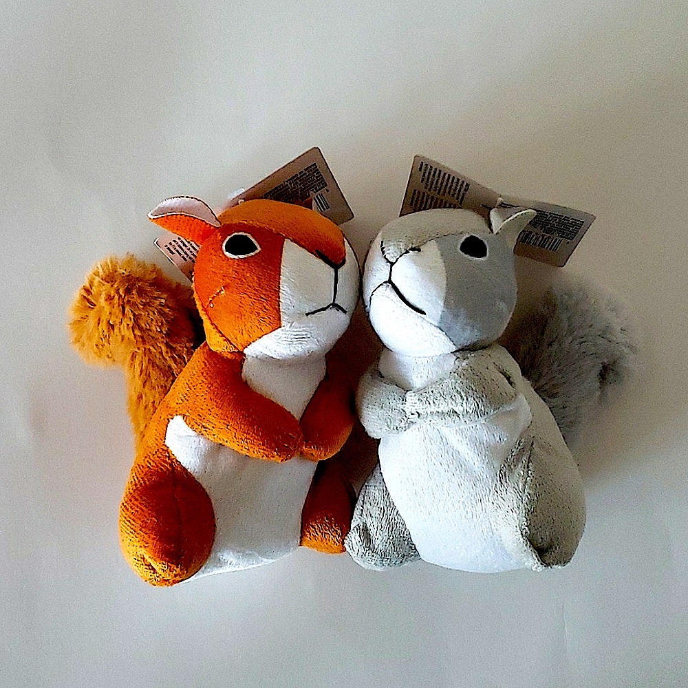 Squirrel squeaky toy set
